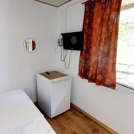 калина - нестинарка Camping Tsarevo